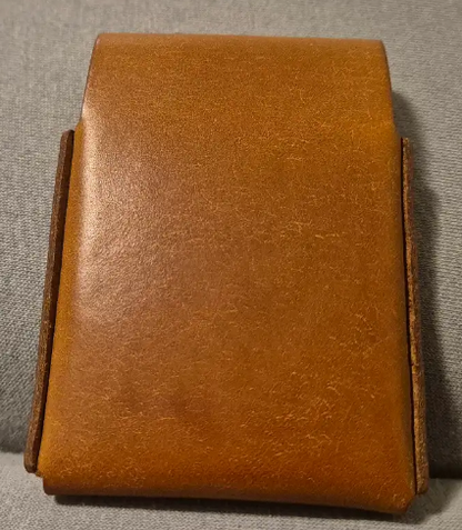 Stitsching wallet with slit